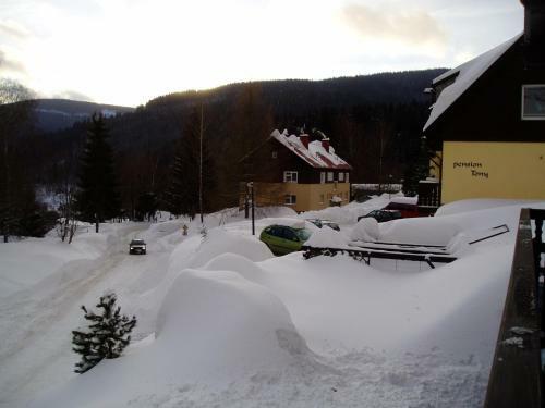 Hostal Pension Kub�t