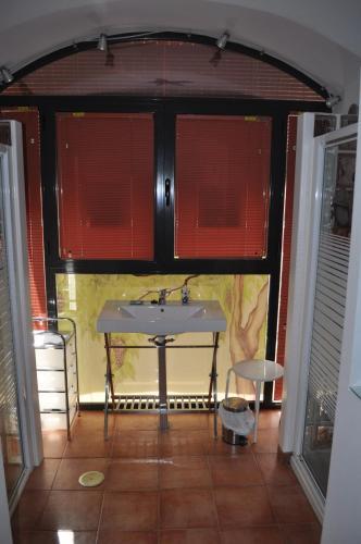 Apartamentos La Casa Pintada