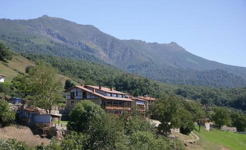 Agroturismo Viviendas Rurales Pe�a Sagra