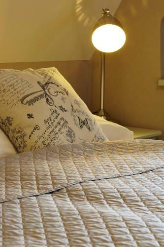 Hostal Penzion Kostnicky Dum