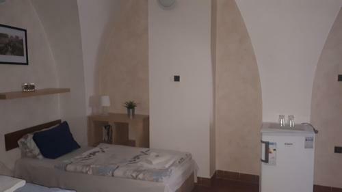 Hostal Penzion A Restaurace Modr� R??e T�bor