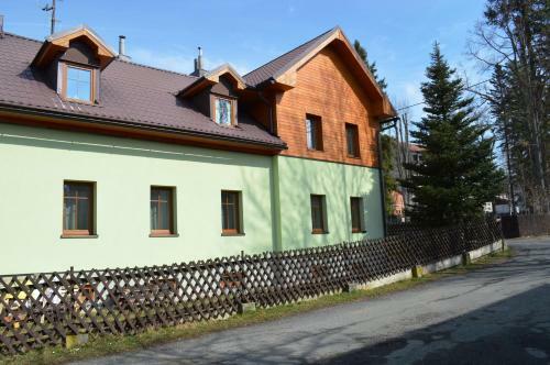 Hostal Penzion 103