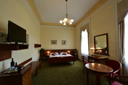 Hostal Sant Georg Garni