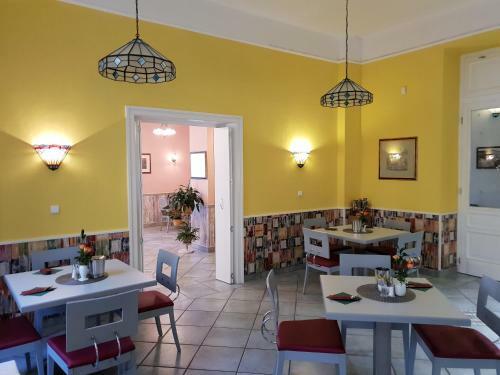 Hostal Sant Georg Garni