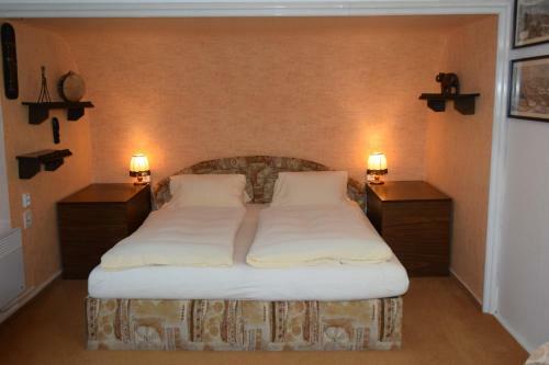 Hostal George Pension