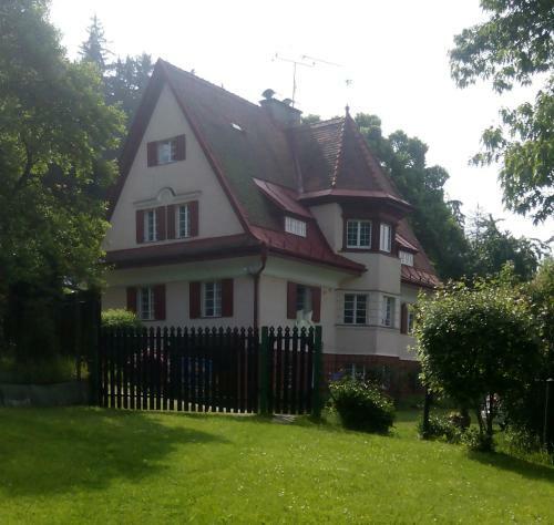 Hostal George Pension