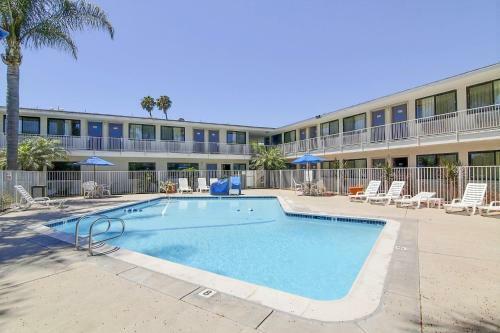 Motel 6 Santa Barbara - Goleta