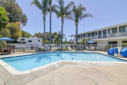 Motel 6 Santa Barbara - Goleta