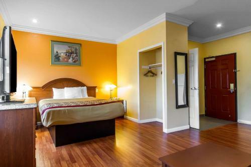 Hotel Rodeway Inn & Suites Hayward