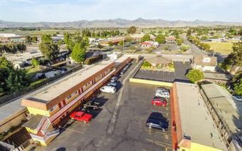Motel Hollister Inn