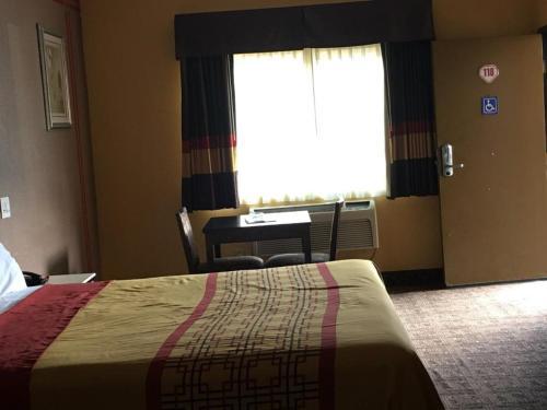 Motel Diamond Inn