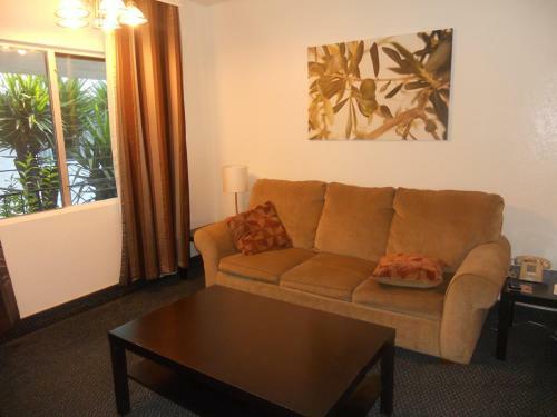 Backpackers Paradise Hostel
