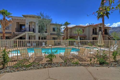 Aparthotel La Quinta Vacations Rental