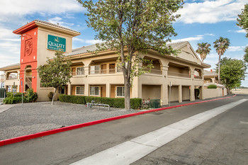 Hotel Quality Inn & Suites Lathrop