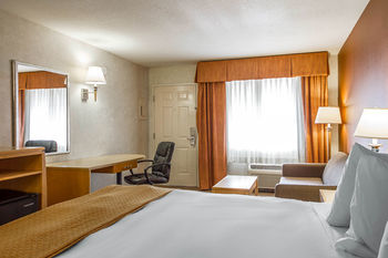 Hotel Quality Inn & Suites Lathrop