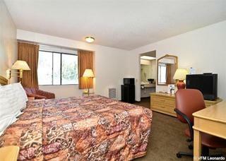 Motel Inn At Highway 1
