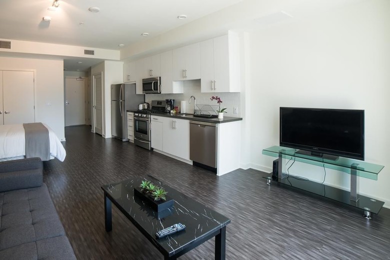 Wilshire Residence Apartment