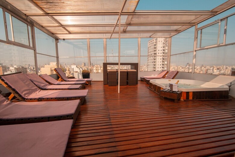 Isi Baires Apart & Suites