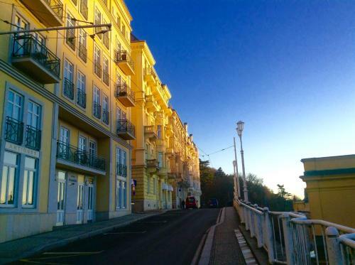 Apartm�n Kolon�da