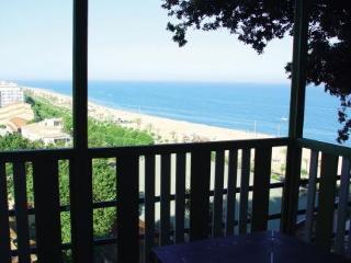 Camping Bungalows El Far