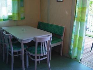 Camping Bungalows El Far