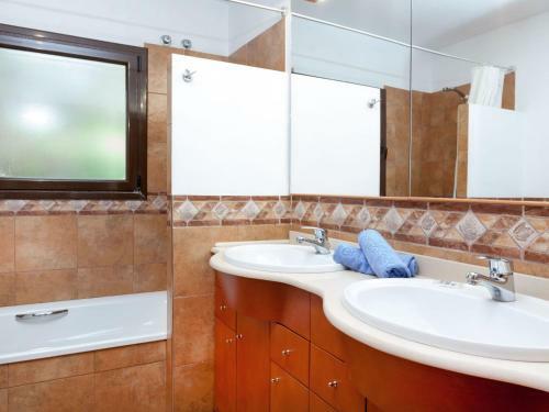 Holiday Home Mas Ambros II Calonge