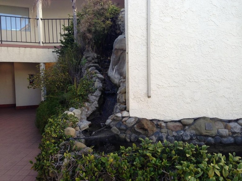 Jolly Roger Hotel