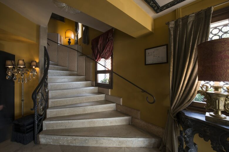 Hotel La Calcina Suites