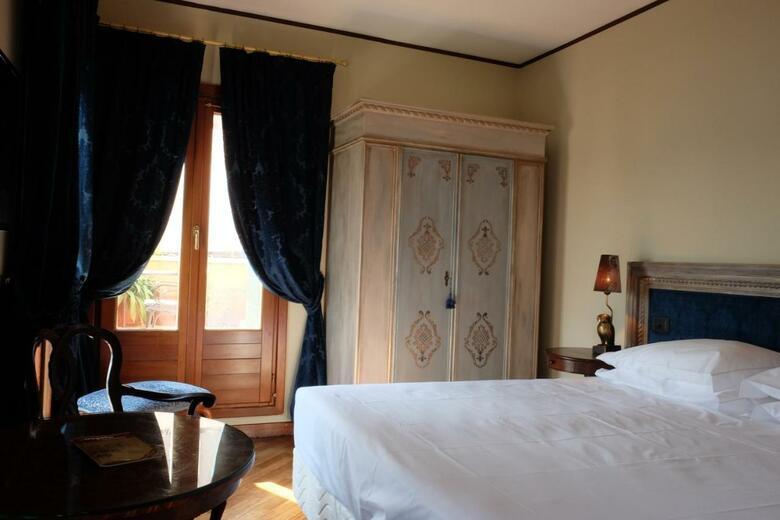 Hotel La Calcina Suites