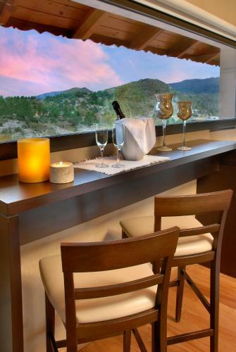Hotel Suites De La Colina