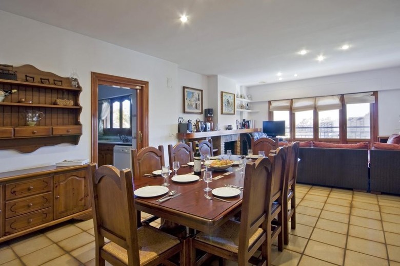 Villa Perles