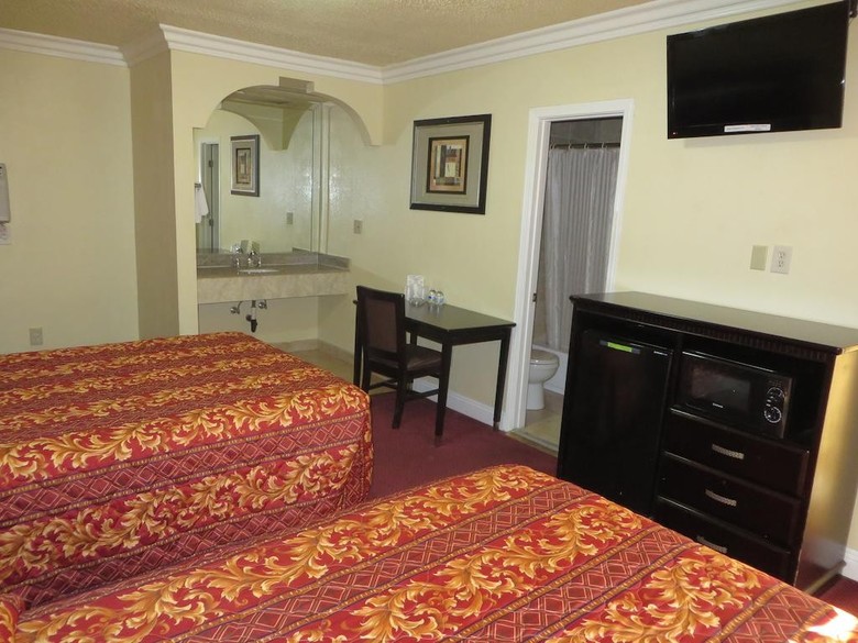 New Bay Motel