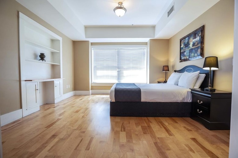 Hollywood Landmarks Apartment
