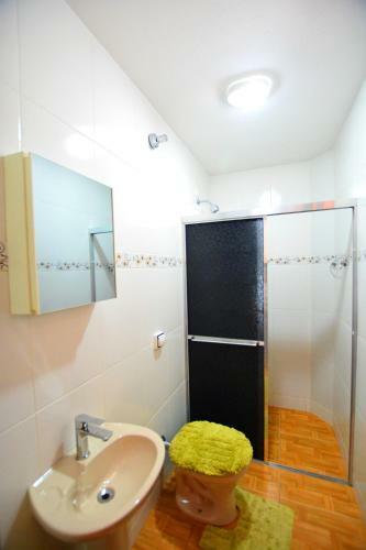 Hostal Pousada Cantinho Colibri