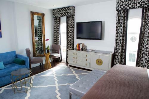Crescent Hotel