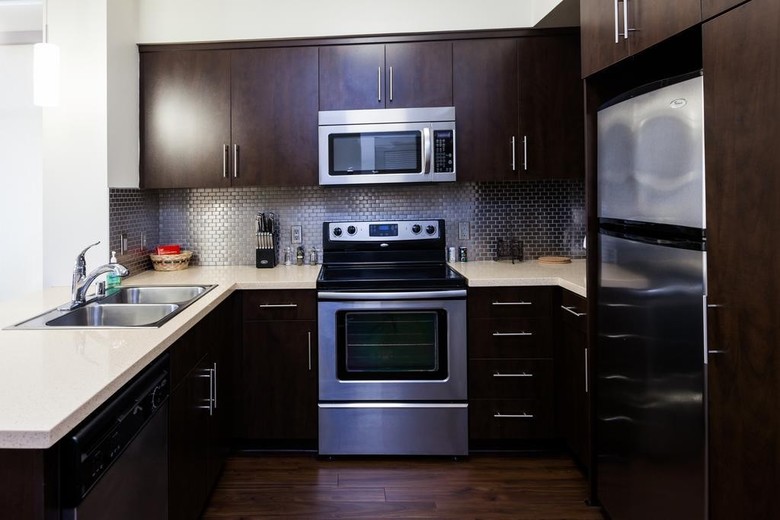 Heaven On Hollywood Furnished Apartments
