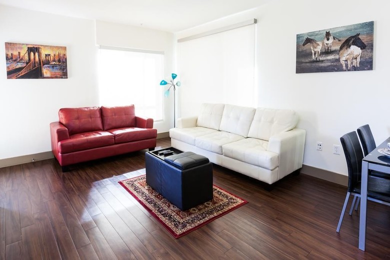 Heaven On Hollywood Furnished Apartments