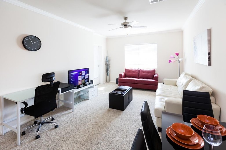 Heaven On Hollywood Furnished Apartments