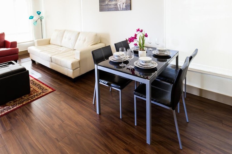 Heaven On Hollywood Furnished Apartments