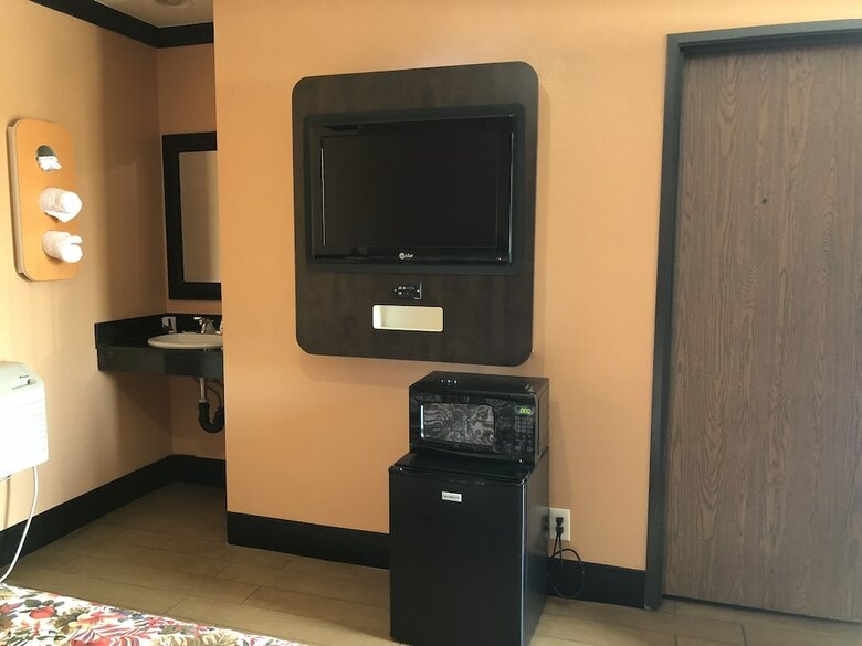 El Rancho Motel