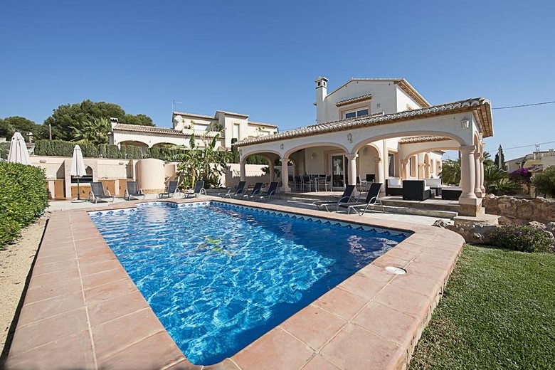 Villa Almendros