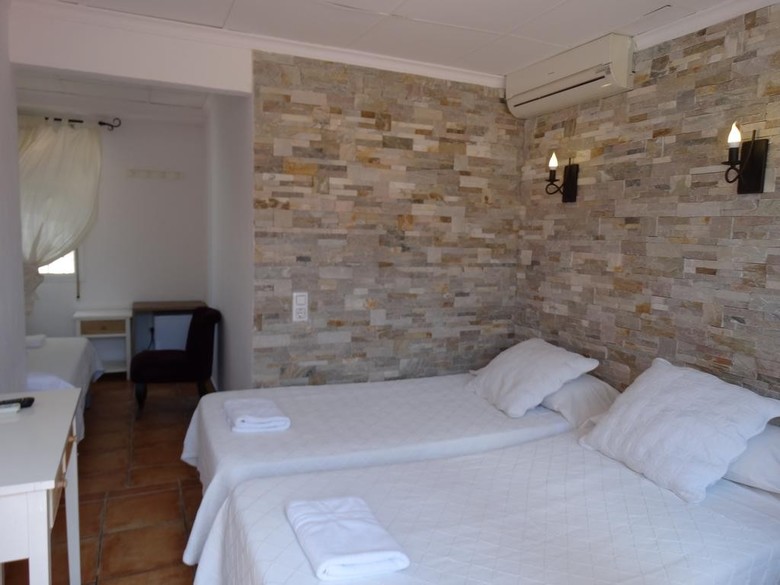 Hostal Residencial La Paloma II