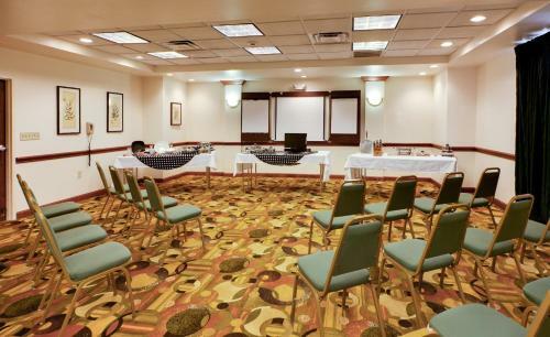 Hotel Hawthorn Suites Midwest City