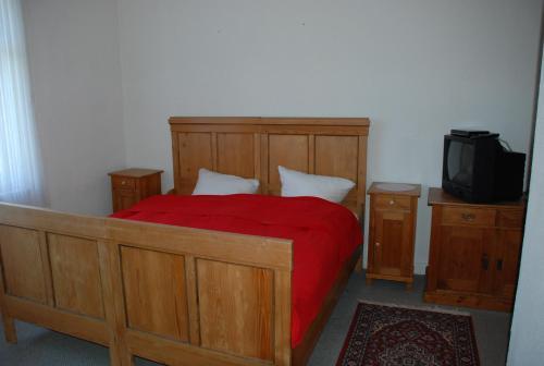 Hotel Schwarzaquelle