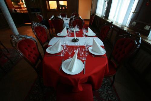Hotel Schwarzaquelle