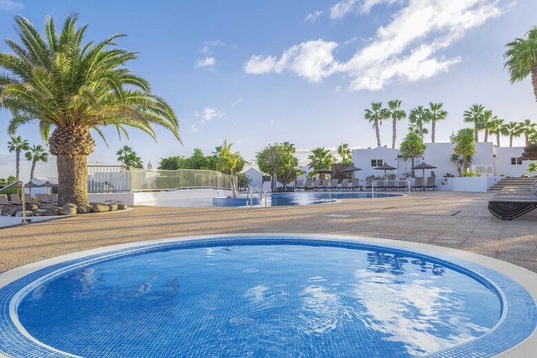 Apartamentos Jardines Del Sol