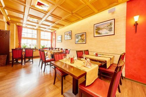 Hostal Gast-und Weinhaus Burkard