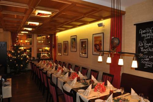 Hostal Gast-und Weinhaus Burkard