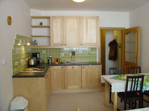 Apartm�ny B�l� Labe
