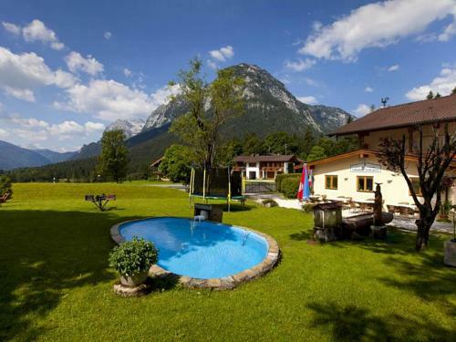 Hostal Gasthof Baltram